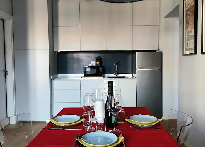 Blulago - Charming In The Heart Of Apartment Como